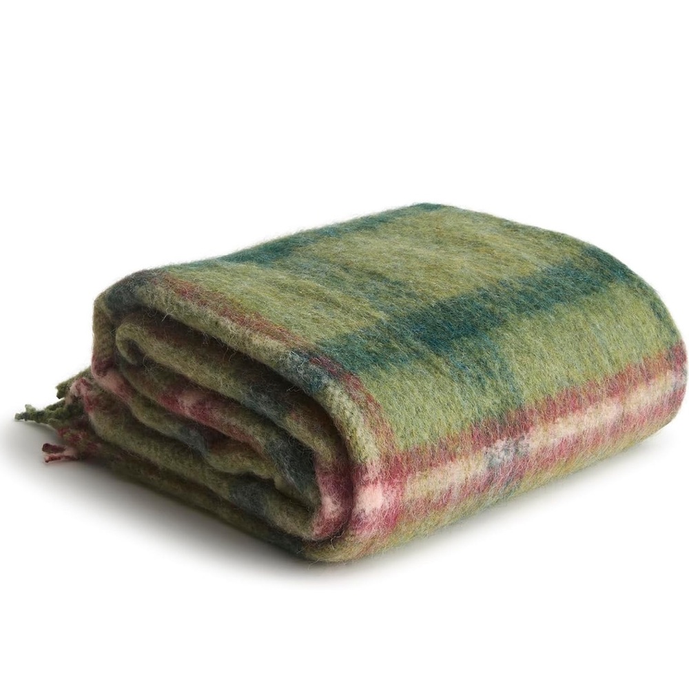 Vera Bradley Vineyard Green & Burgundy Plaid Woven Throw Blanket 50”x70”